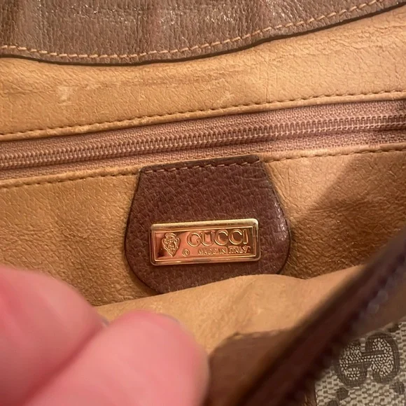 Vintage Gucci authentic taupe shoulder bag - Picture 7 of 8